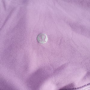 Lululemon 23" Align HR Crop in Wisteria Purple - size 6
